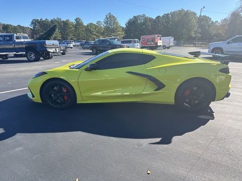 Used 2020 Chevrolet Corvette Stingray Preferred Cpe w/ 2LT Preferred Equipment Group image 2