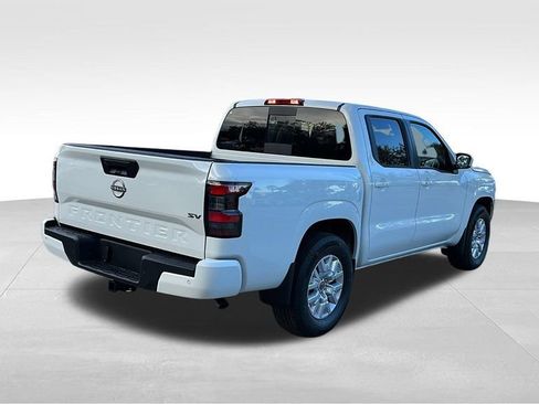Used 2024 Nissan Frontier SV w/ SV Convenience Package image 8
