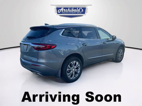 Used 2020 Buick Enclave Avenir w/ Avenir Technology Package AWD/4WD image 5