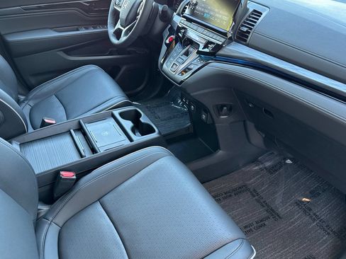 Used 2026 Honda Odyssey Elite image 20