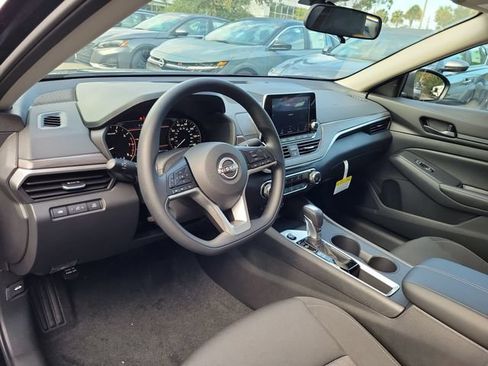 New 2026 Nissan Altima 2.5 SV FWD image 14