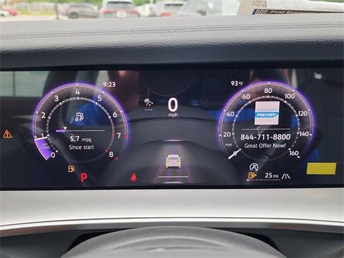 New 2025 Volkswagen Tiguan SE image 24