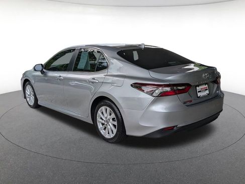 Used 2023 Toyota Camry LE FWD image 4