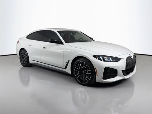 New 2026 BMW i4 eDrive40 w/ M Sport Package RWD image 3