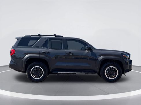 Used 2025 Toyota 4Runner TRD Off-Road Premium AWD/4WD image 7