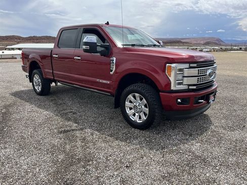 Used 2019 Ford F250 Platinum AWD/4WD image 1