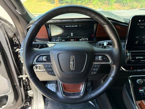 Used 2019 Lincoln Navigator Select w/ Cargo Package RWD image 28