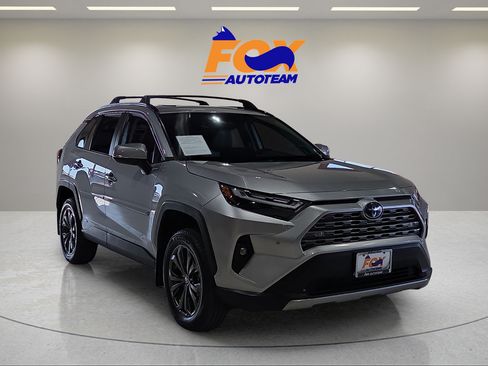 Used 2024 Toyota RAV4 Limited AWD/4WD image 6