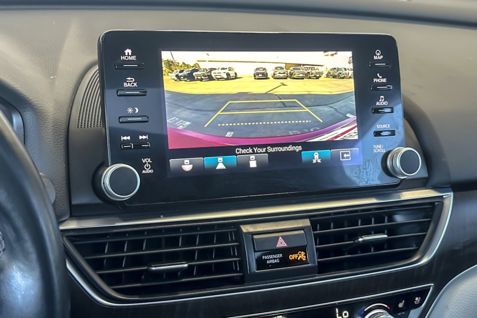 Used 2021 Honda Accord Touring image 17