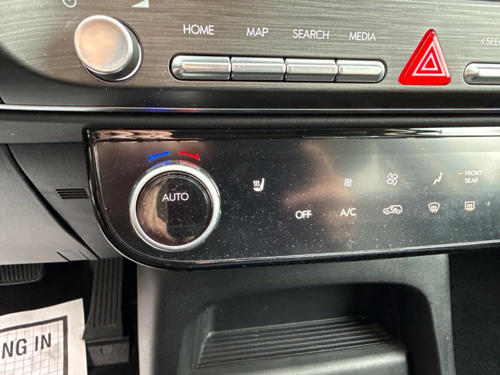 Used 2026 Hyundai Palisade SEL AWD/4WD image 33