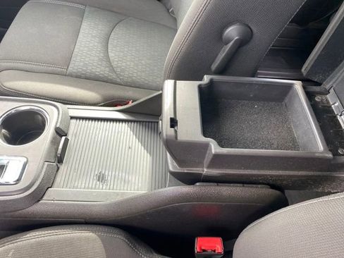 Used 2016 GMC Acadia SLE image 14