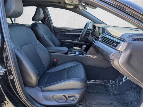 Used 2025 Toyota Camry XSE FWD image 22