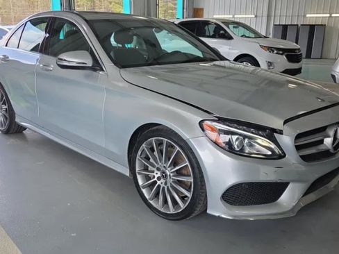 Used 2018 Mercedes-Benz C 300 Sedan image 11