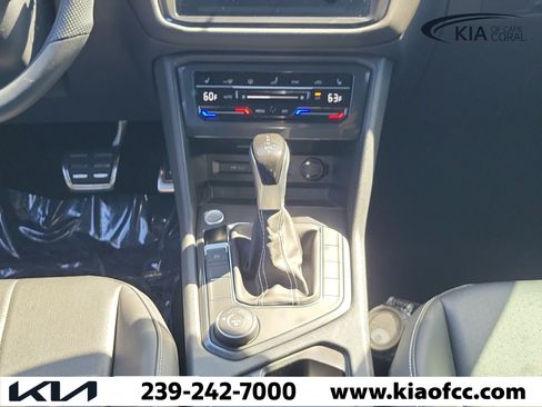 Used 2024 Volkswagen Tiguan SE R-Line AWD/4WD image 20
