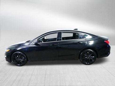 Used 2024 Chevrolet Malibu LT w/ Midnight Edition image 4