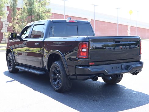 Used 2025 RAM 1500 Big Horn AWD/4WD image 7