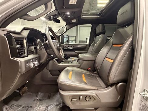 Used 2025 GMC Sierra 2500 AT4 w/ AT4 Premium Plus Package image 31
