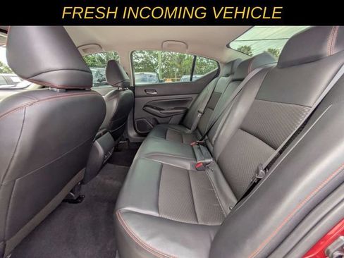 Used 2023 Nissan Altima 2.5 SR AWD/4WD image 12