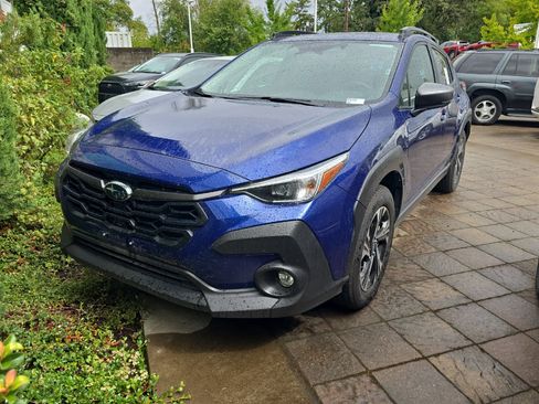 Used 2025 Subaru Crosstrek 2.5i Premium AWD/4WD image 2
