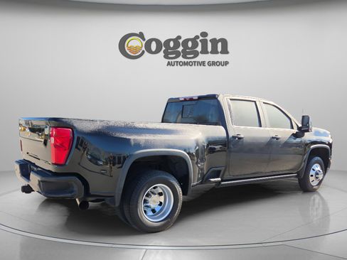 Used 2022 Chevrolet Silverado 3500 High Country image 6