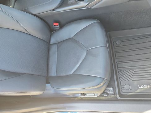 Used 2023 Toyota Camry XSE image 10