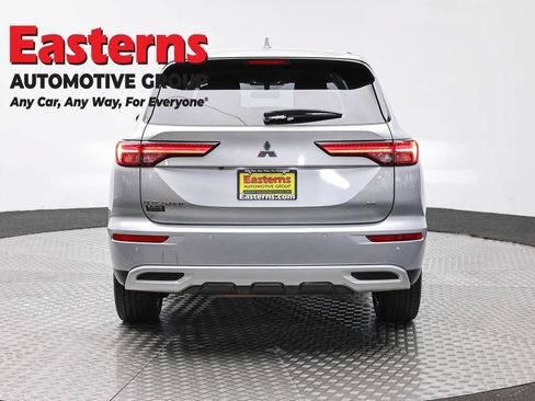 Used 2024 Mitsubishi Outlander SE FWD image 6