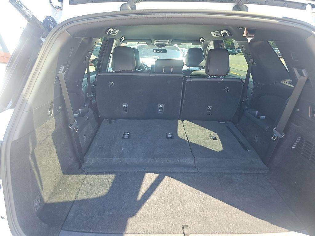 Used 2026 Nissan Pathfinder Rock Creek AWD/4WD image 16