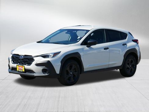 Used 2024 Subaru Crosstrek 2.0i AWD/4WD image 3