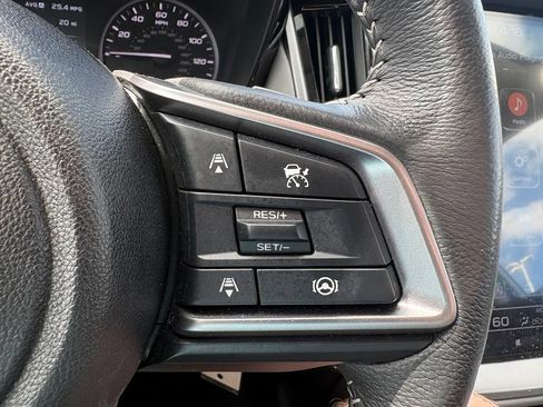 Used 2024 Subaru Outback Premium AWD/4WD image 16