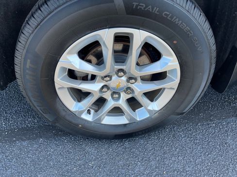 Used 2019 Chevrolet Traverse LS FWD image 12
