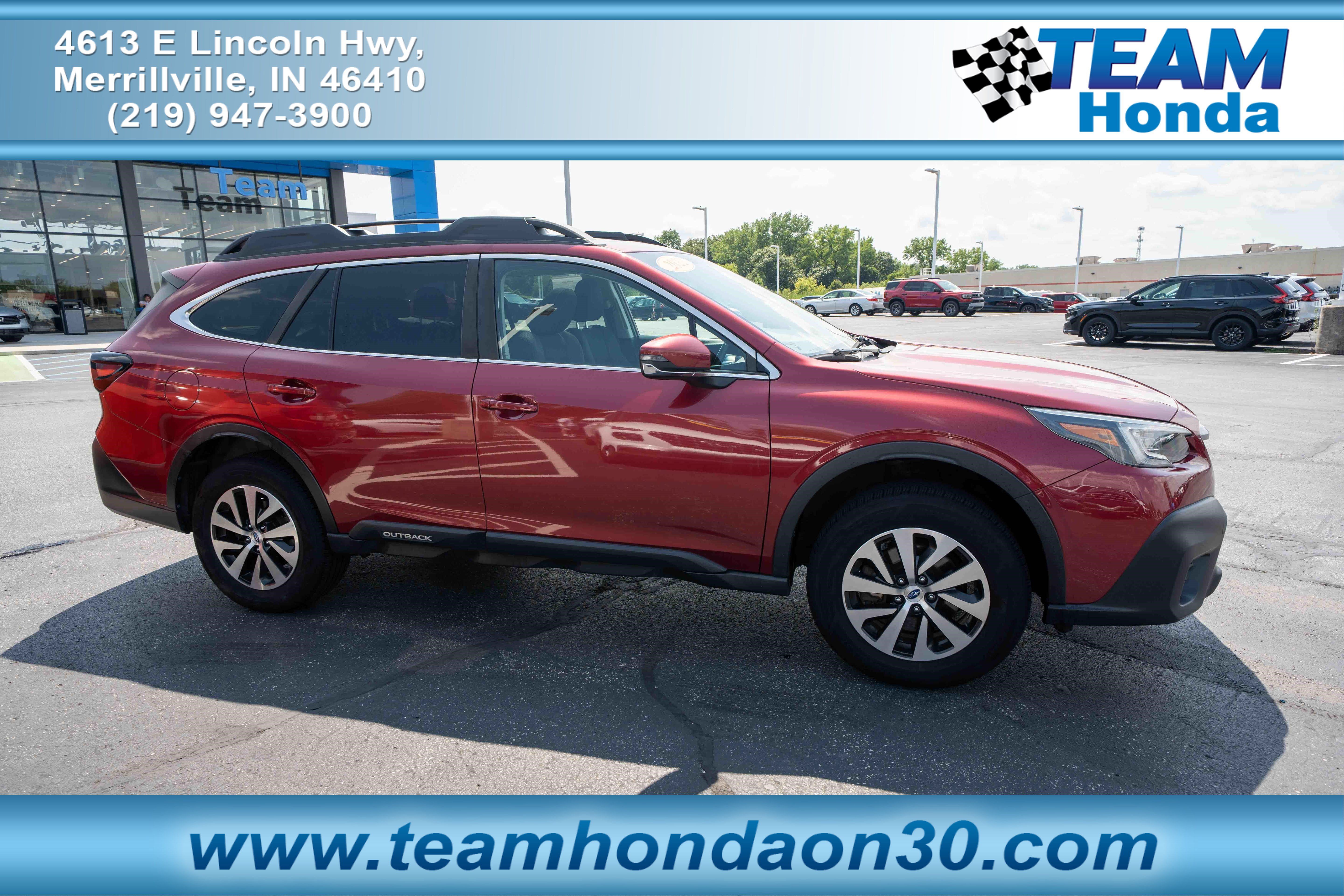 Used 2022 Subaru Outback Premium AWD/4WD image 1