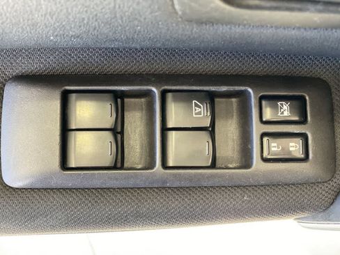 Used 2015 Nissan Rogue S w/ Convenience Package image 16