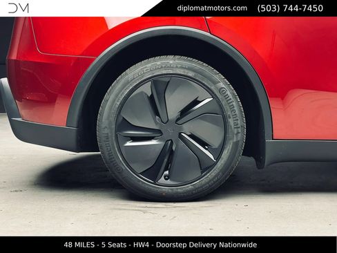 Used 2026 Tesla Model Y AWD image 38