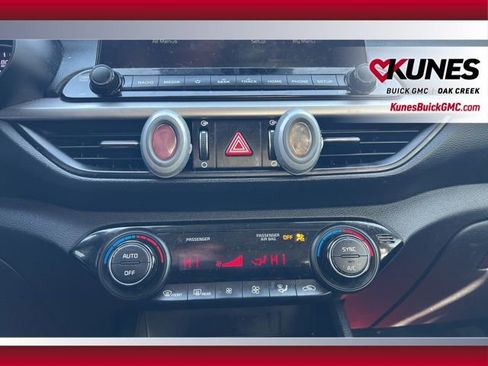 Used 2019 Kia Forte LXS image 19