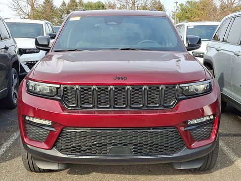 New 2025 Jeep Grand Cherokee Limited image 2