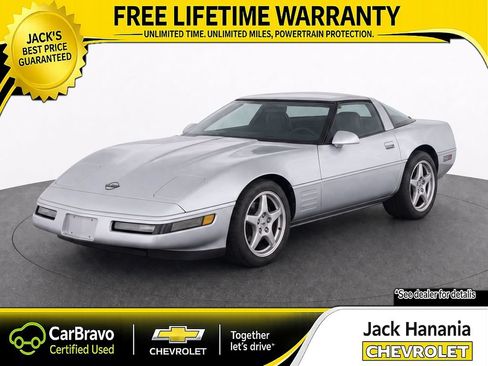 Used 1992 Chevrolet Corvette Coupe RWD image 2