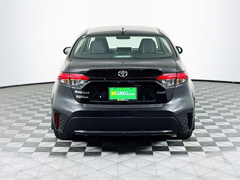 Used 2022 Toyota Corolla XLE image 8