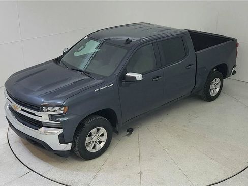 Used 2021 Chevrolet Silverado 1500 LT image 41
