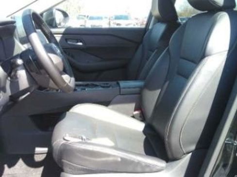 Used 2026 Nissan Rogue SL image 6