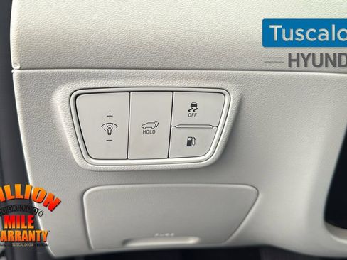 Used 2024 Hyundai Tucson Limited image 15