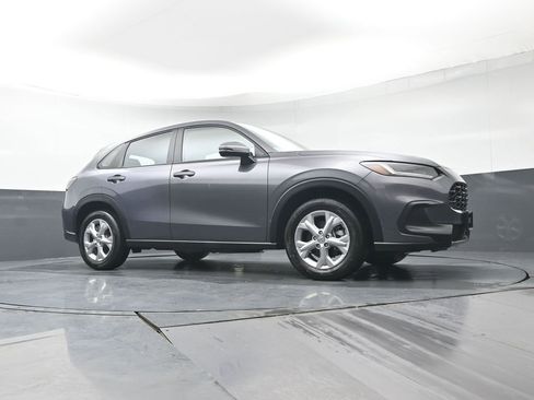 Certified 2023 Honda HR-V LX image 34