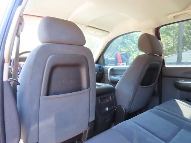 Used 2007 Chevrolet Silverado 2500 LT w/ Suspension Package, Off-Road AWD/4WD image 13