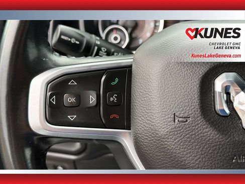 Used 2019 RAM 1500 Big Horn AWD/4WD image 14