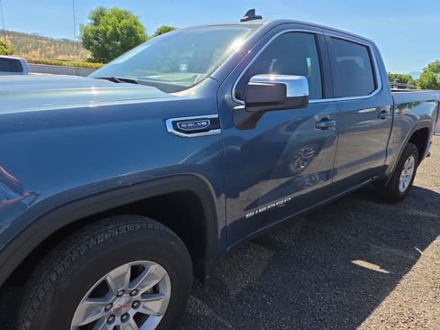 Used 2024 GMC Sierra 1500 SLE AWD/4WD image 2
