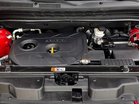 Used 2013 Kia Soul + w/ Audio Pkg FWD image 28