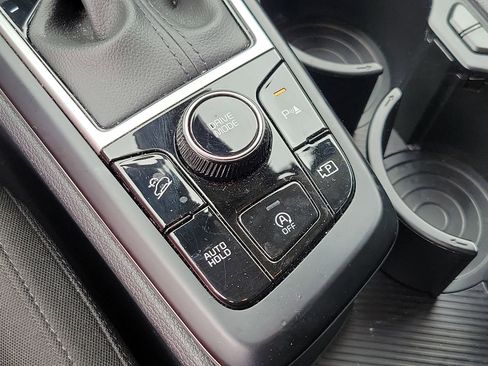 Used 2025 Kia Sportage LX image 27