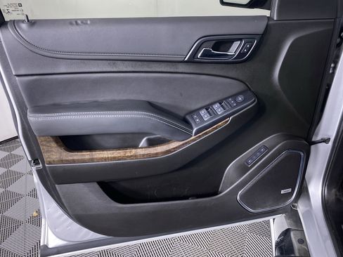 Certified 2019 Chevrolet Tahoe LT w/ LT Signature Package image 13