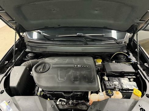 Used 2020 Jeep Cherokee Trailhawk w/ Comfort/Convenience Group image 41