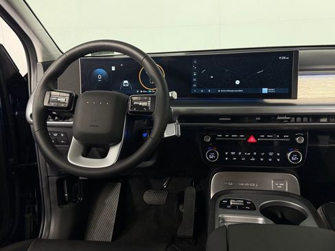 Used 2026 Hyundai Ioniq 9 SEL image 14