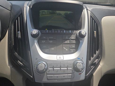 Used 2017 Chevrolet Equinox LT w/ Convenience Package image 14